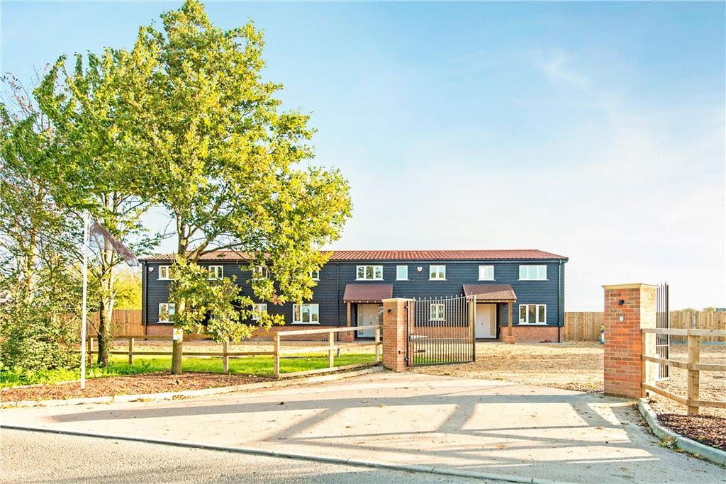 Mentmore Barns