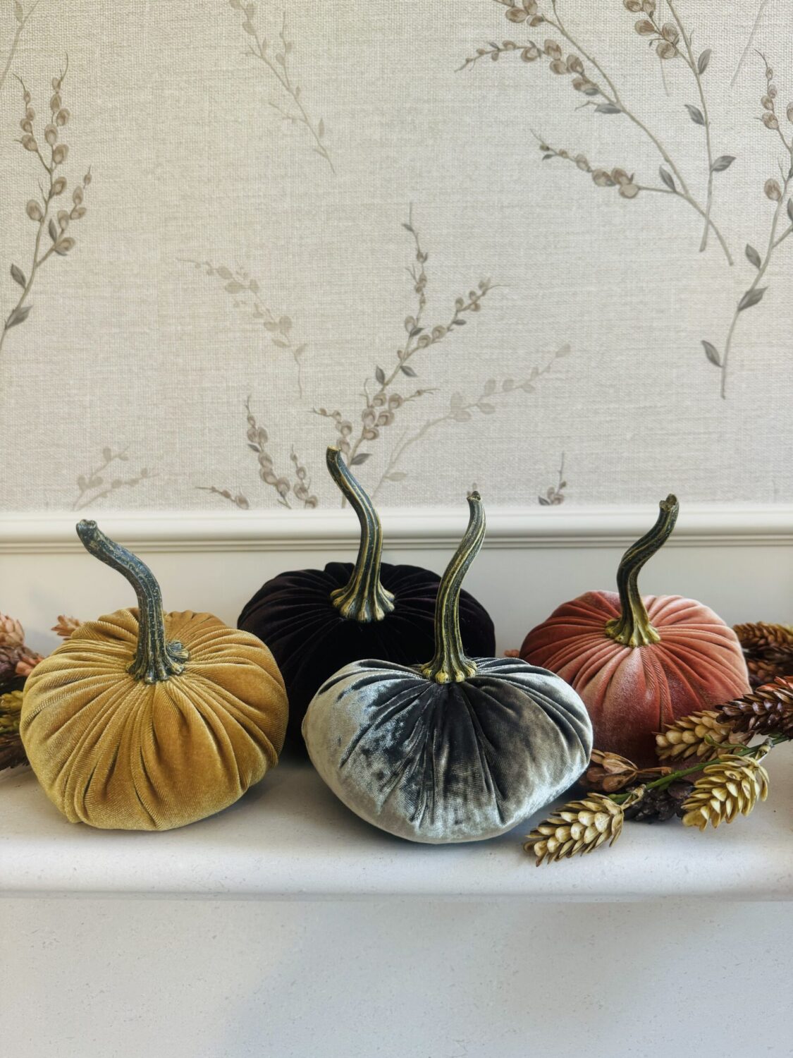 Small Gold Velvet Pumpkin