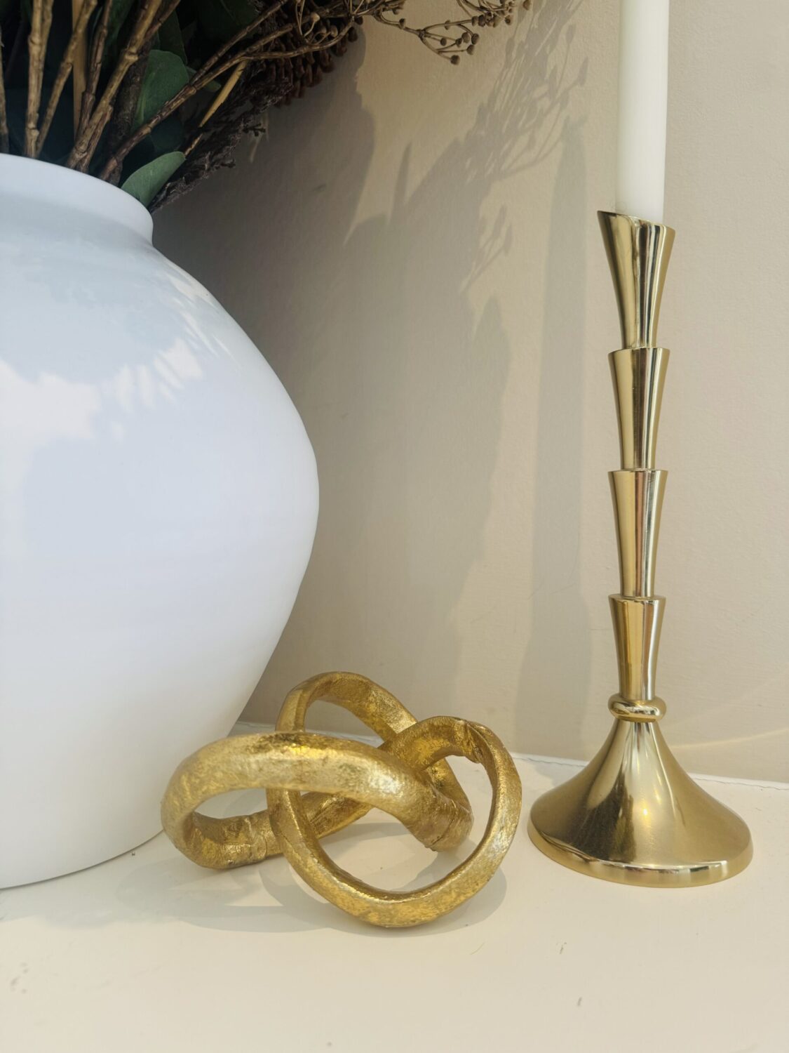 Gold Metal Knot Decoration